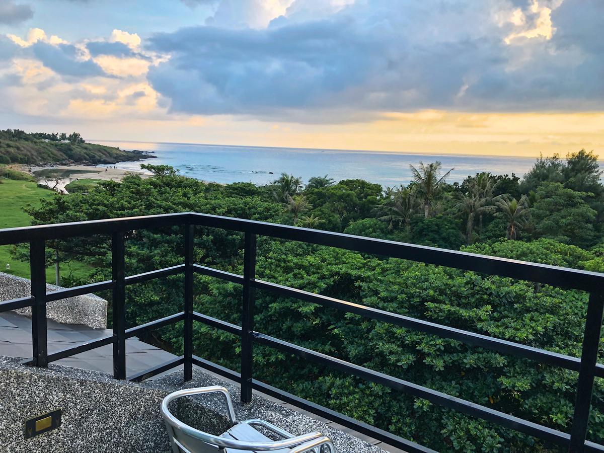 Tranquil Sea Hotel Kenting Exterior photo