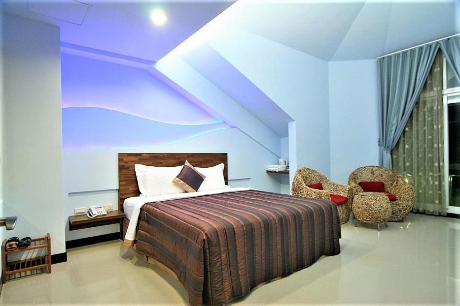 Tranquil Sea Hotel Kenting Exterior photo
